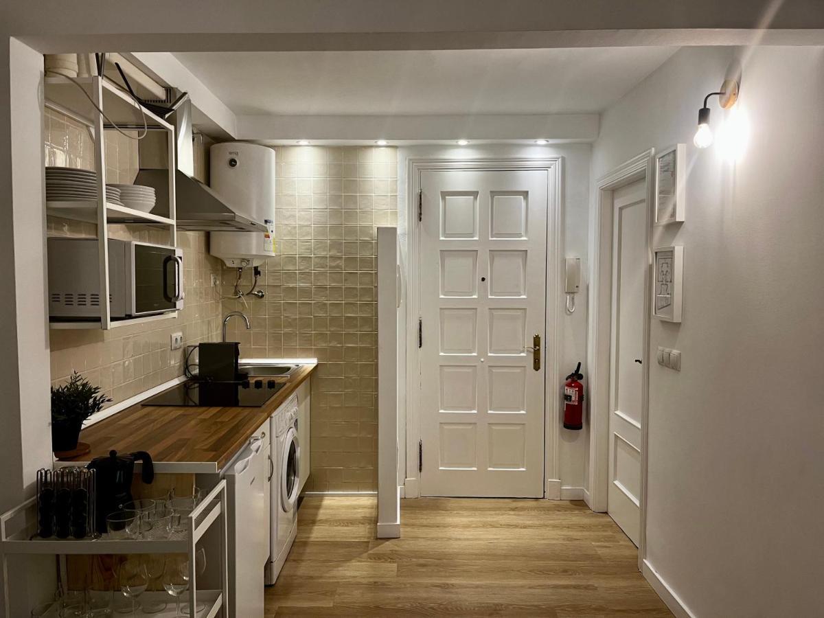 Apartamento Puerta Del Camino 5 - Patio Y Wifi Bilbao Kültér fotó
